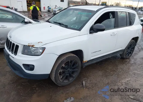 2012 Jeep Compass Latitude z USA, uszkodzony, nr VIN 1C4NJCEA7CD719782